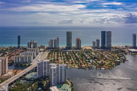 18975 Collins Avenue Sunny Isles Beach FL 33160