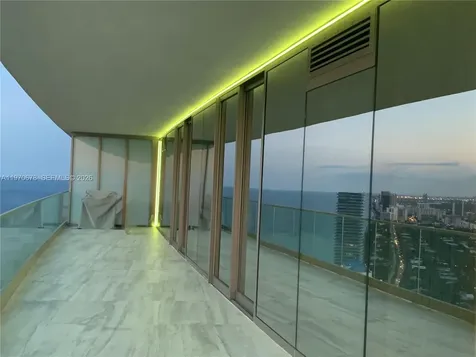18975 Collins Avenue Sunny Isles Beach FL 33160