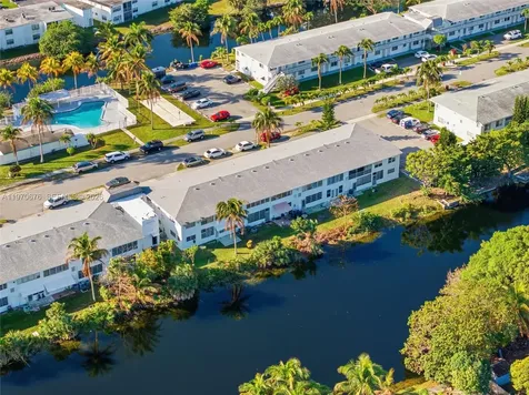 15 NW 204th Street Miami Gardens FL 33169