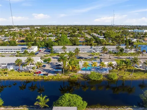 15 NW 204th Street Miami Gardens FL 33169