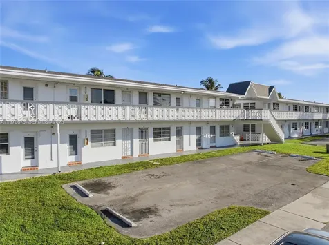 15 NW 204th Street Miami Gardens FL 33169
