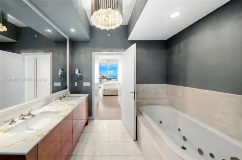 50 S Pointe Drive Miami Beach FL 33139