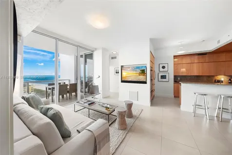 50 S Pointe Drive Miami Beach FL 33139