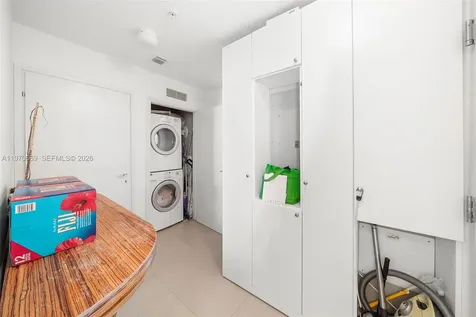 50 S Pointe Drive Miami Beach FL 33139