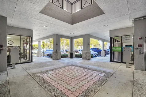 12338 SW 127 Miami FL 33186