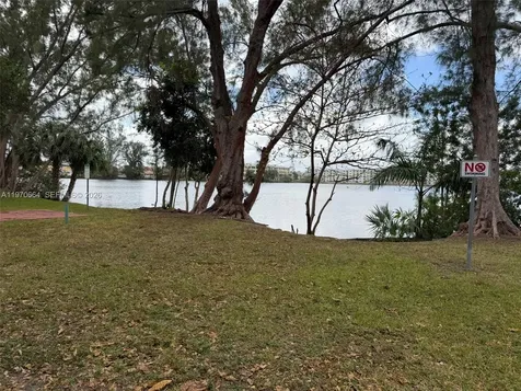10090 NW 80th Court Hialeah Gardens FL 33016