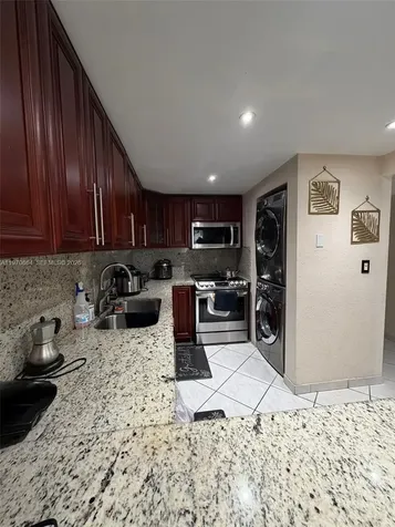 10090 NW 80th Court Hialeah Gardens FL 33016