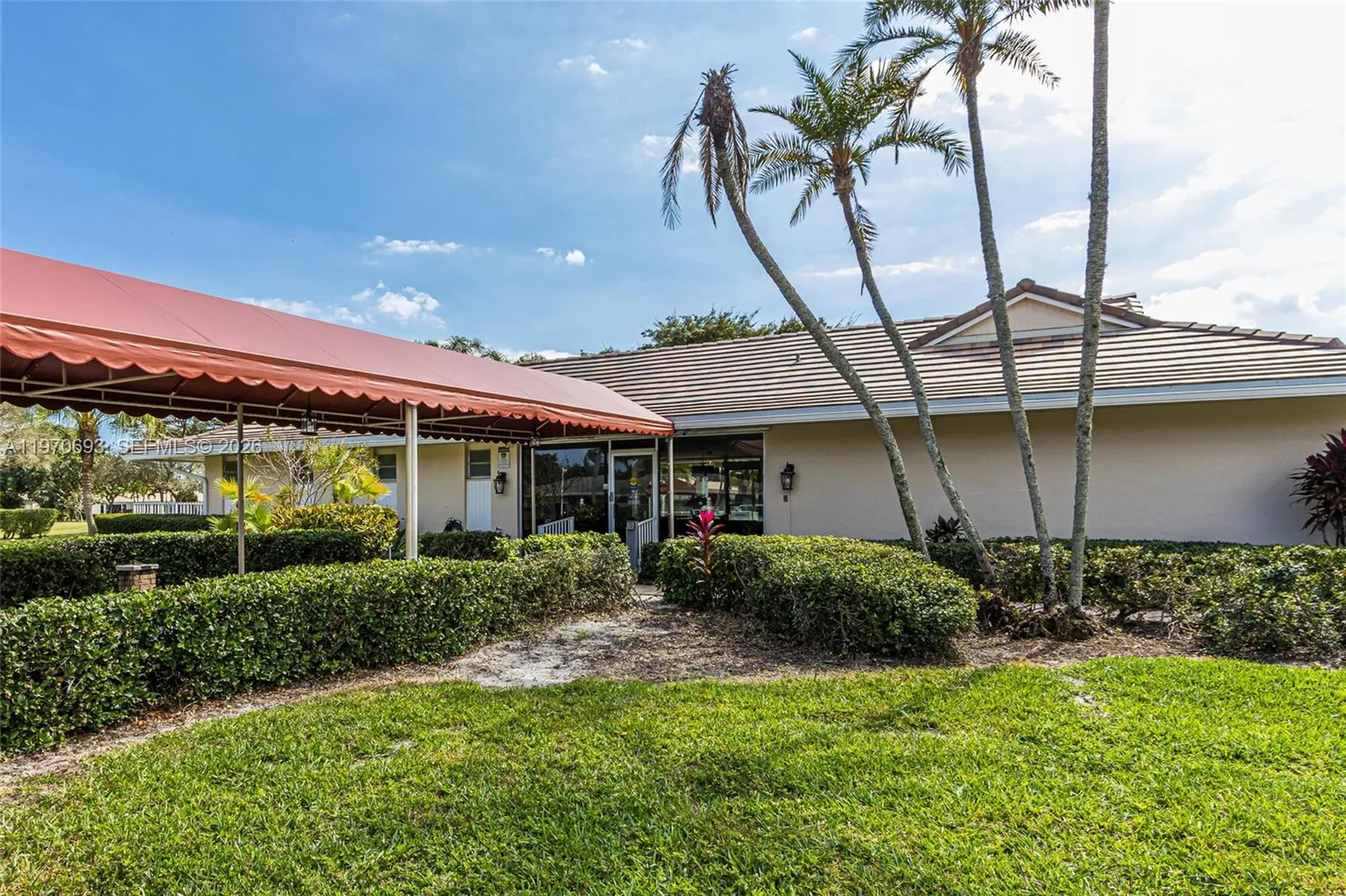 8953 Warwick Drive Boca Raton FL 33433