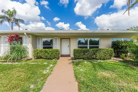 8953 Warwick Drive Boca Raton FL 33433