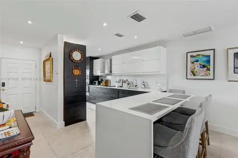 8953 Warwick Drive Boca Raton FL 33433