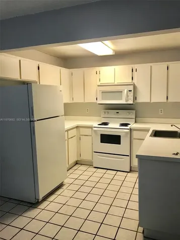 9810 Hammocks Boulevard Miami FL 33196