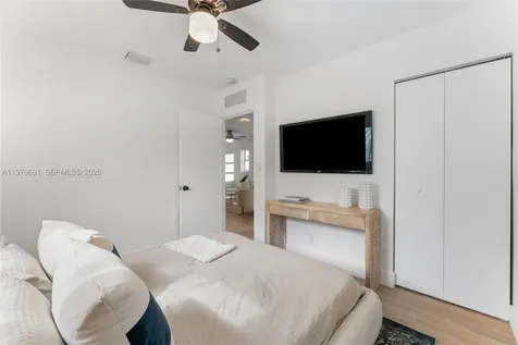 6161 NE 7th Avenue Oakland Park FL 33334