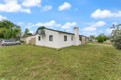 6161 NE 7th Avenue Oakland Park FL 33334