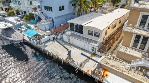261 Burgundy Drive Tavernier FL 33070