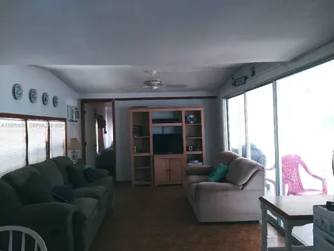 261 Burgundy Drive Tavernier FL 33070