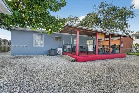 2741 NW 43rd Terrace Miami FL 33142