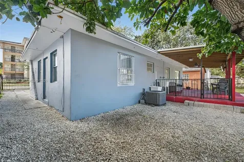 2741 NW 43rd Terrace Miami FL 33142
