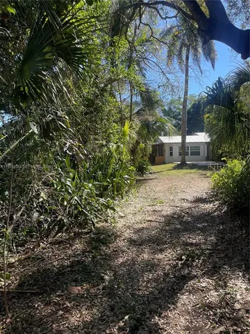 23755 SW 142nd Avenue Homestead FL 33032