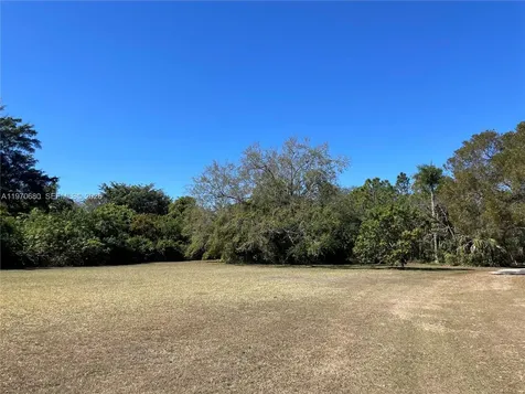 23755 SW 142nd Avenue Homestead FL 33032