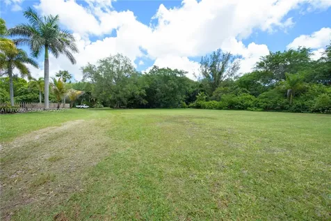 23755 SW 142nd Avenue Homestead FL 33032