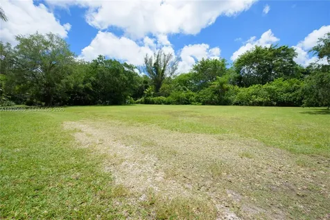 23755 SW 142nd Avenue Homestead FL 33032