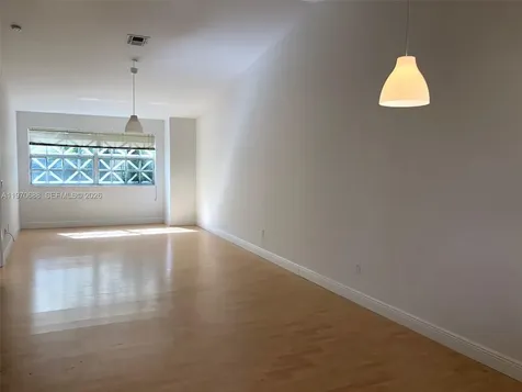 18336 NW 68th Avenue Hialeah FL 33015