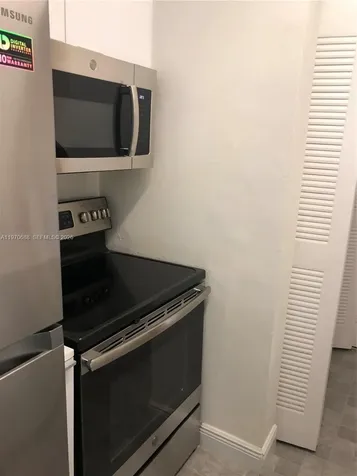 18336 NW 68th Avenue Hialeah FL 33015