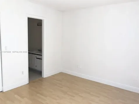 18336 NW 68th Avenue Hialeah FL 33015