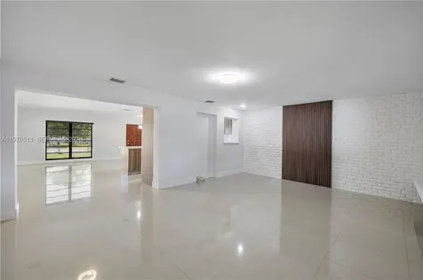 3840 NW 176th Street Miami Gardens FL 33055