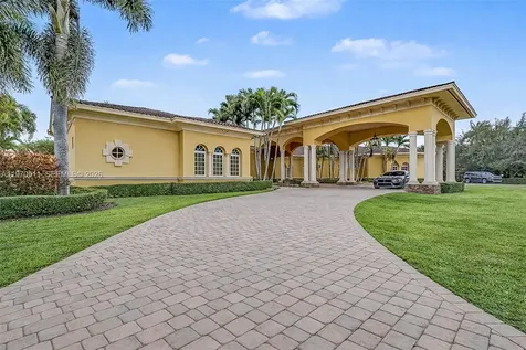 14901 SW 179 Avenue Miami FL 33196