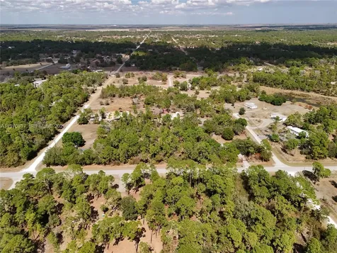 439 Avenida Del Sur Clewiston FL 33440