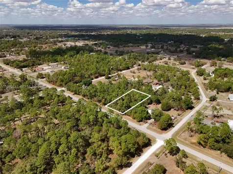 439 Avenida Del Sur Clewiston FL 33440