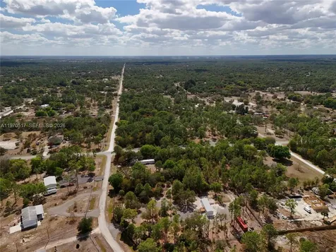 439 Avenida Del Sur Clewiston FL 33440