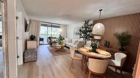 10303 Sunrise Lakes Boulevard Sunrise FL 33322