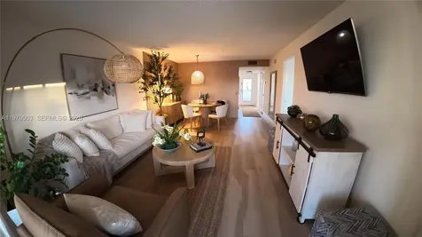 10303 Sunrise Lakes Boulevard Sunrise FL 33322
