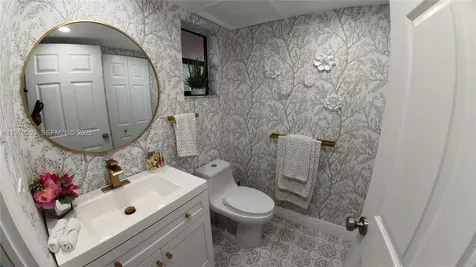 10303 Sunrise Lakes Boulevard Sunrise FL 33322