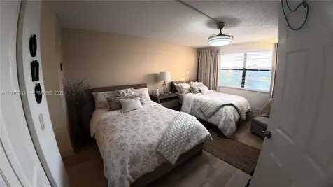 10303 Sunrise Lakes Boulevard Sunrise FL 33322