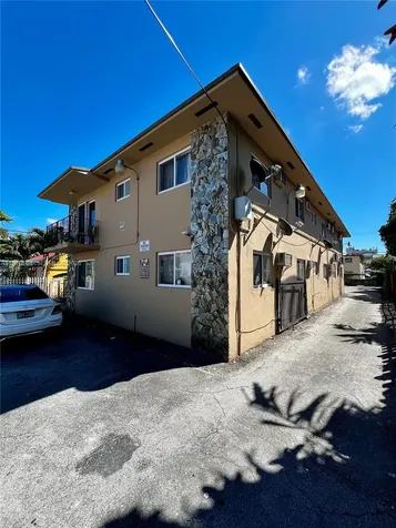 1836 SW 6th Street Miami FL 33135