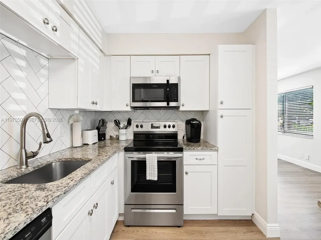 3405 Norfolk Street Pompano Beach FL 33062