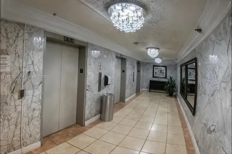 19201 Collins Avenue Sunny Isles Beach FL 33160