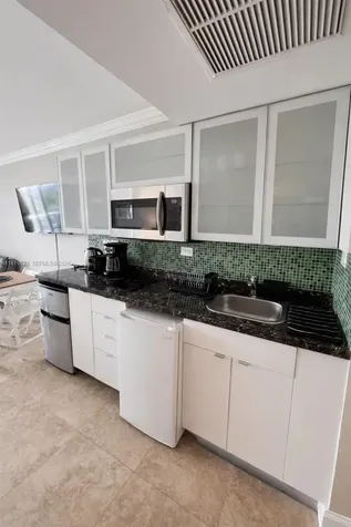 19201 Collins Avenue Sunny Isles Beach FL 33160