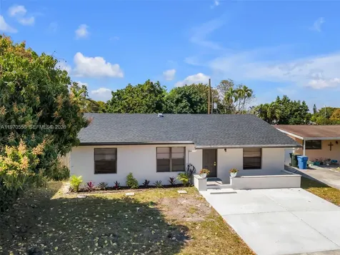 4141 NW 16th Avenue Oakland Park FL 33309