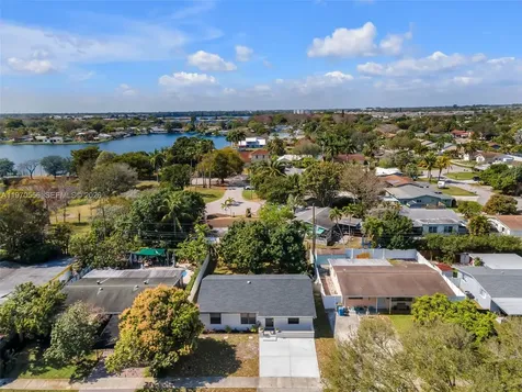 4141 NW 16th Avenue Oakland Park FL 33309