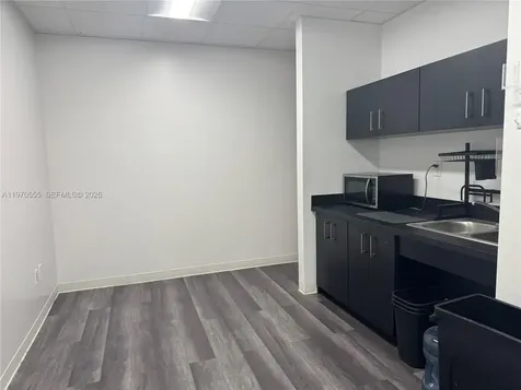 505 NE 125th Street North Miami FL 33161