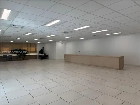 505 NE 125th Street North Miami FL 33161
