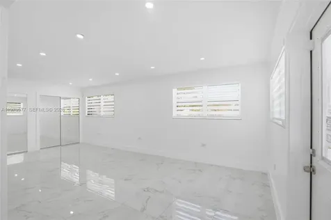 5521 SW 104th Avenue Miami FL 33165