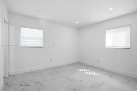 5521 SW 104th Avenue Miami FL 33165