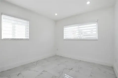 5521 SW 104th Avenue Miami FL 33165