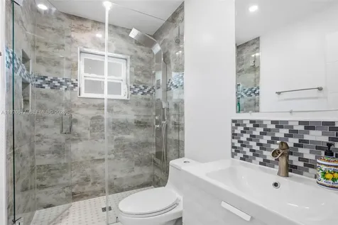 5521 SW 104th Avenue Miami FL 33165
