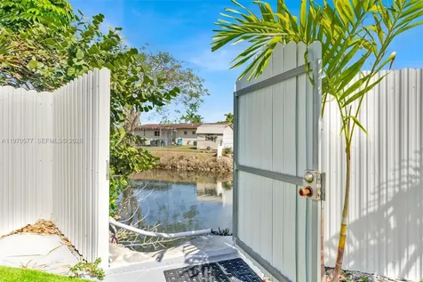 5521 SW 104th Avenue Miami FL 33165